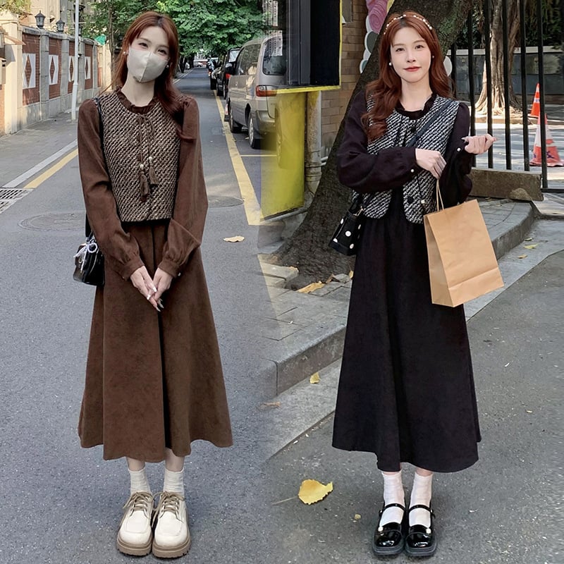 Комплект жилетка и дълга рокля, клетъчен модел, памучно-еластанов плат, съдържание 80–90% памук, спандекс <30%, есен 2024