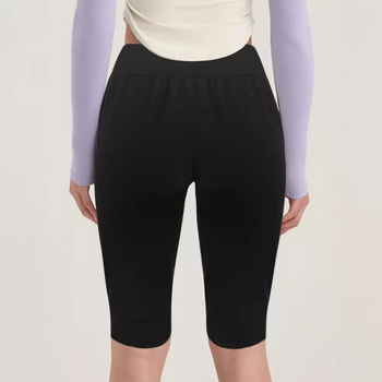 Žene capri jog hlače ravnog kroja s džepovima, Milk Silk tkanina, poliester 90–95% i spandeks 5–10%, srednji pojas, mikroelastičnost