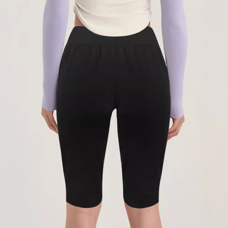 Žene capri jog hlače ravnog kroja s džepovima, Milk Silk tkanina, poliester 90–95% i spandeks 5–10%, srednji pojas, mikroelastičnost
