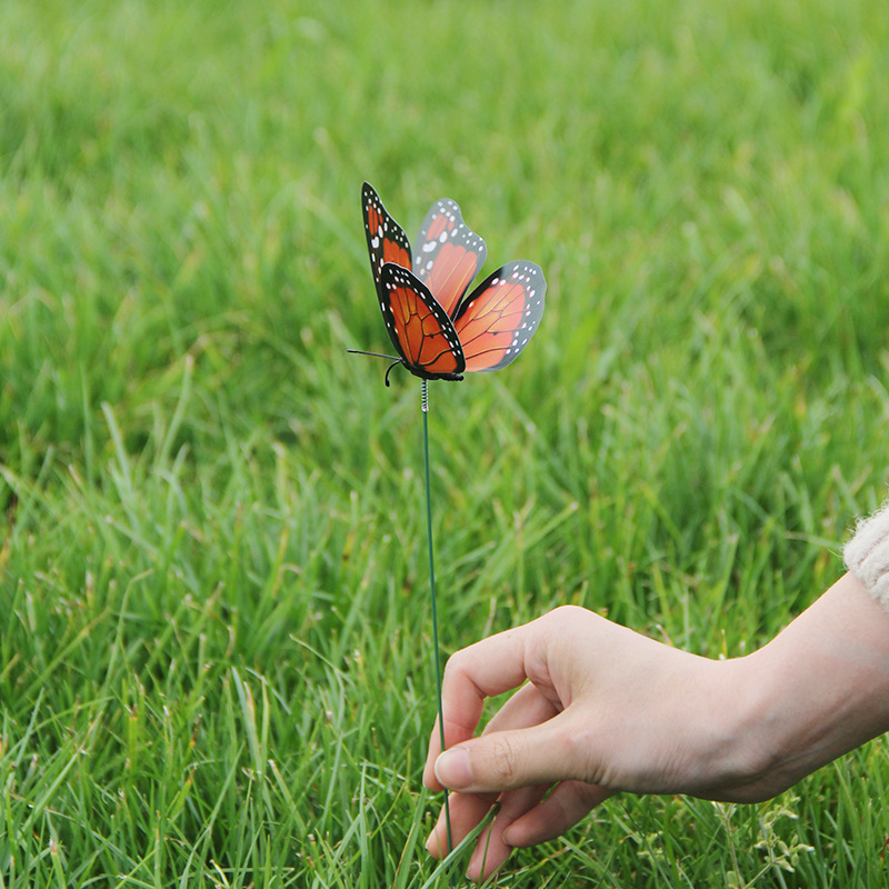 Dekorativni simulirani insekt Golden Butterfly, PVC materijal, proces tiskanja, PP vrećica