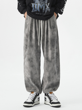 Παντελόνια corduroy με φαρδιά γραμμή και ίσια κοπή, ραμμένες τσέπες, μεσαία μέση, πολυεστερική ίνα