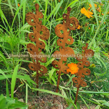 Външна железна скулптура за земна стойка в градината, пасторален стил