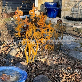 Външна железна скулптура за земна стойка в градината, пасторален стил