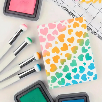 Σετ τεσσάρων πινέλων μακιγιάζ για κονσίλερ και highlighter; πλαστικές λαβές, μακριές; συνολικό μήκος 12 εκ