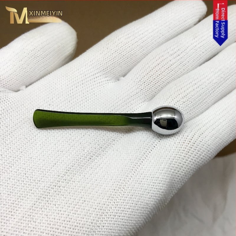 Metāla acu masāžas nūjiņa – rokas masāža; bez elektrības; 6 mēnešu derīguma termiņš; domātas kosmētikas dāvanas gan mājsaimniecībai, gan profesionālai lietošanai (roku masāža; bez elektrības; 6 mēnešu derīguma termiņš)