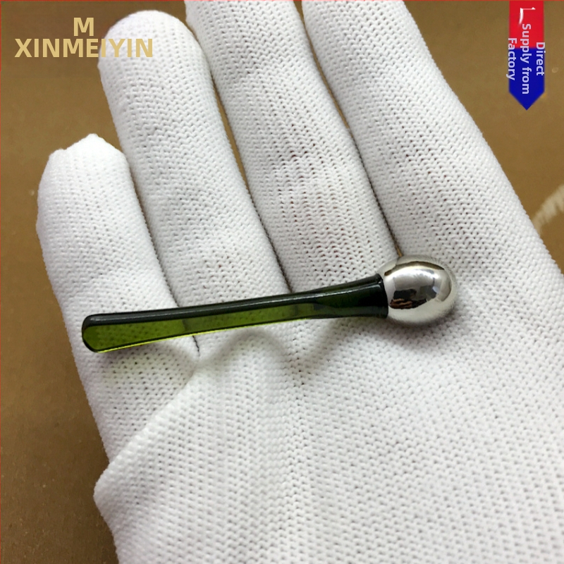 Metāla acu masāžas nūjiņa – rokas masāža; bez elektrības; 6 mēnešu derīguma termiņš; domātas kosmētikas dāvanas gan mājsaimniecībai, gan profesionālai lietošanai (roku masāža; bez elektrības; 6 mēnešu derīguma termiņš)