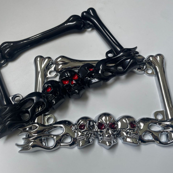 Motociklo numerio plokštelės rėmelis LPF890, plastmasinis, stačiakampis, tinkamas motociklams, priedas nr. 890