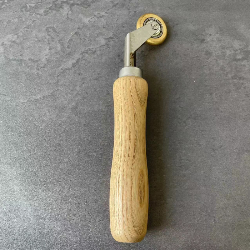 Ролка за фуги с медна глава за тапети — инструмент за тапети, опаковка 10 бр. във вътрешна кутия, 100 бр. в кутия