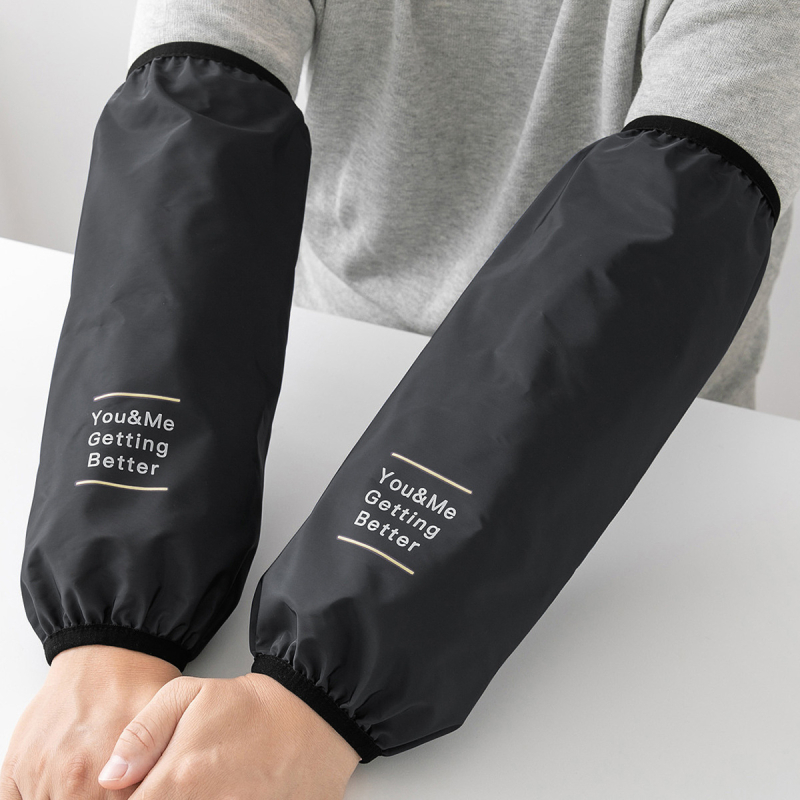 Apsauginė rankovė darbui ir virtuvei – atspari vandeniui, atspari aliejui, atspari nešvarumams, modernus minimalistinis stilius