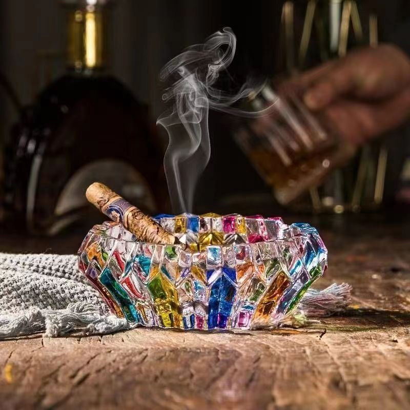 Kézzel festett csíkos hamutál vastag kristályüvegből, dekoratív, pastoral és egyszerű stílus, márka Flavinmci/Flaventz, származás Fengyang