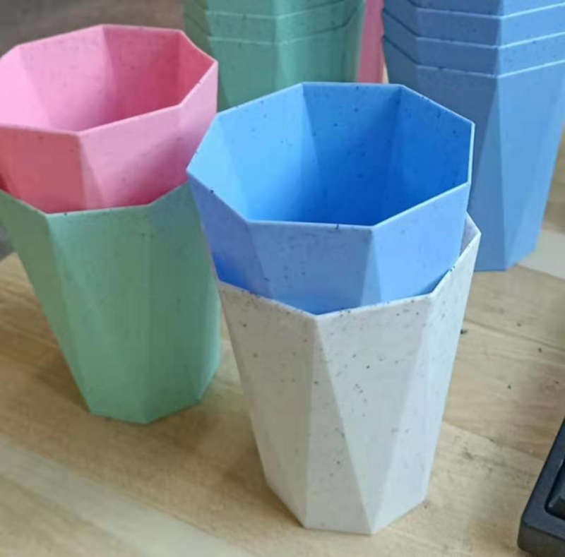 Rankinis dantų šepetėlis suaugusiems, modelis 0009, pakuotė 150, minkštos šerelės