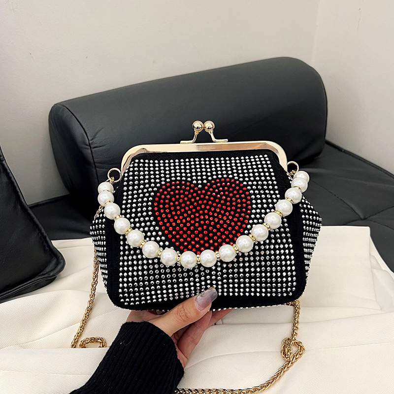 Női estélyi táska kristályos díszítéssel, PU bőr, láncvállpánt, vízszintes négyzet alak, cipzáras nyitás, poliészter bélés