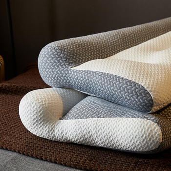 Stačiakampė kaklo pagalvė suaugusiems, užpildyta 20% sojų pluošto ir 80% poliesterio, 100% poliesterio audinys, kaklo stuburo parama