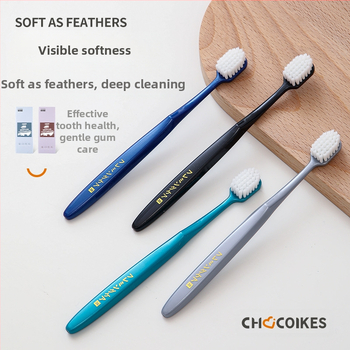 Chocoikes dantų šepetėlis, japoniško plataus galvos, minkšti šereliai, individualiai supakuotas, 4 vienetai dėžutėje