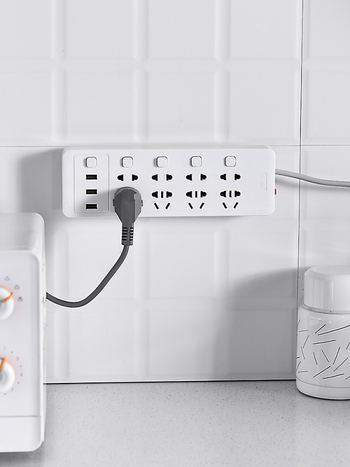 Επίτοιχος φορέας πρίζας με κολλητή εγκατάσταση - πλαστικό, δημιουργικός σχεδιασμός, διπλό επίπεδο αποθήκευσης, κατάλληλο για κουζίνα, μπάνιο και ταξίδια