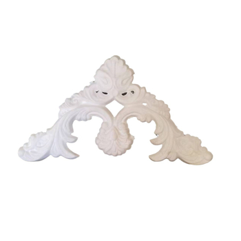 Υποστήριξη δοκού γύψου με ημικυκλικό αρχιτεκτονικό μοτίβο — γύψινα διακοσμητικά, ανάγλυφος σχεδιασμός, μοντέρνα απλότητα