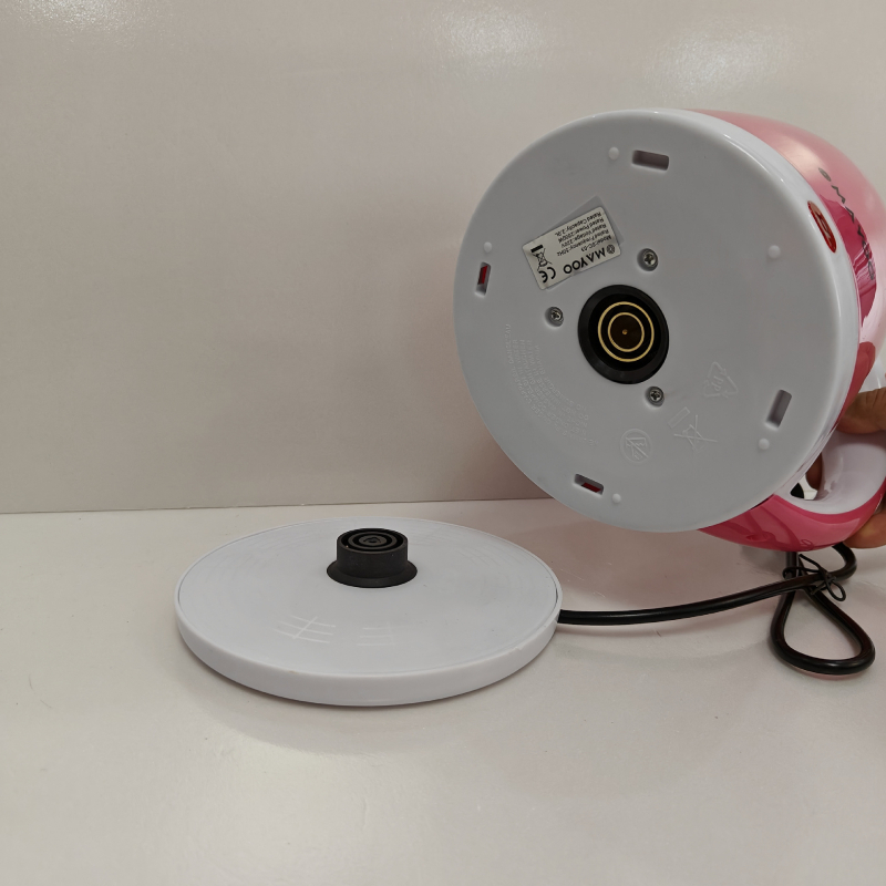 Електрически чайник 1-2 л, 1500-2000 W, електрическо нагряване с тръба, корпус от неръждаема стомана + ABS, база 360°