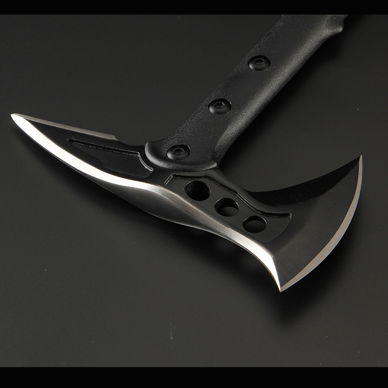 Ellujäämise taktikaline kirves haamriga peaga, tulekustutuse tipps, 420 roostevabast terasest, kõvadus 55–57 HRC