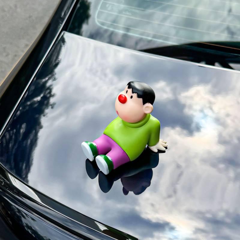 Plastinis automobilio vidaus ornamentas, cartoon stiliaus, su streso malšinimo funkcija