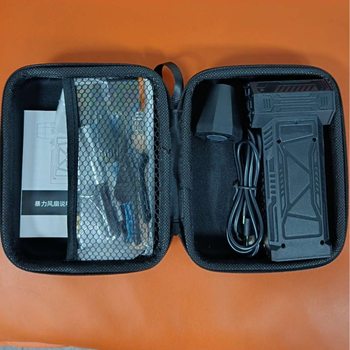 Nešiojamas rankinis ventiliatorius su bešepiniu varikliu, įmontuota baterija 800–1000 mAh, 7.4V, 4 greičiai, veikimo laikas 1–3 valandos