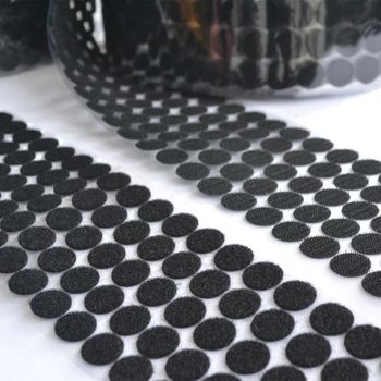 Klijinis Velcro iš nailono; nailono-poliesterio mišinys; pramoniniam naudojimui; prekė 2G