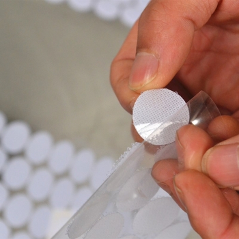 Klijinis Velcro iš nailono; nailono-poliesterio mišinys; pramoniniam naudojimui; prekė 2G