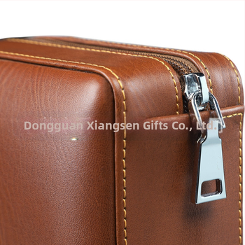 Προσαρμοσμένος χουμίδωρ για πούρες – σετ 4 τεμαχίων, φορητό τσαντάκι με φερμουάρ, εσωτερικό από κεδρό, εκτύπωση λογότυπου, μινιμαλιστικός σχεδιασμός