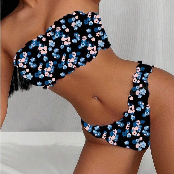 Costum de baie pentru femei cu imprimeu floral, top fără bretele, cu cupe încorporate, material poliester, căptușeală poliester 95%, potrivit pentru înot