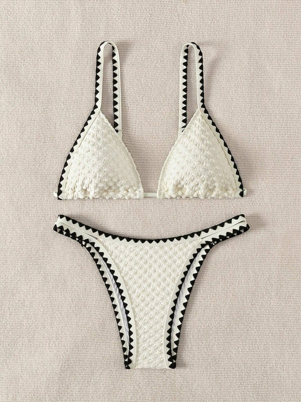 Ženski bikini kostim: poliester, bez leđa, visoka elastičnost; s jastučićima za dojke i bez čelične potpore; podstava od poliestera.