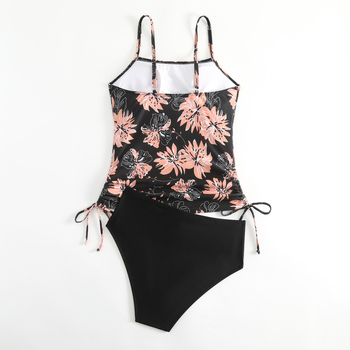 Costum de baie floral, două piese, cu bureţi pentru bust; ţesătură 82% poliester, captuseală 18% elastan, greutate 200 g