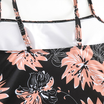 Costum de baie floral, două piese, cu bureţi pentru bust; ţesătură 82% poliester, captuseală 18% elastan, greutate 200 g