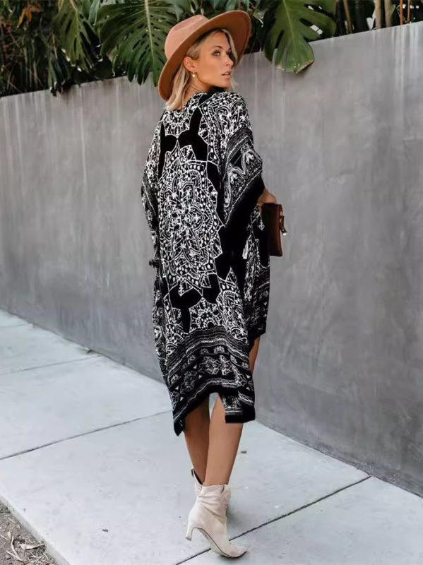 Moteriškos pliažo kardiganas su saulės apsauga ir spauda, rayon–medvilnės mišinys (80% medvilnės), poliesterio pamušalas, batwing rankovės, tinkamas plaukimo sportui