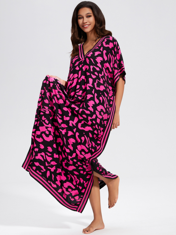 Moterų paplūdimio chalatas-suknelė, laisvo kirpimo; audinys: rayon, iekšinė pudra: medvilnė, svoris: 280 g, tinkama plaukimo ir vandens veiklai