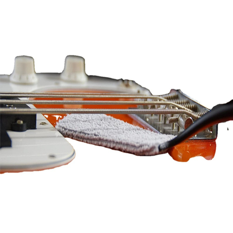 Hangszerápolási tisztító kefe – zongorához, gitárhoz és hegedűhöz, húrok tisztítása, fogólap tisztítása, por eltávolítása