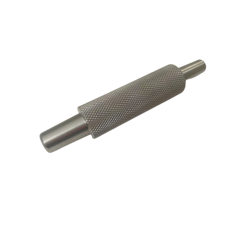 Saksofona muteņu caurules remonta instruments ar locīšanu, atslābināšanu un paplašināšanu (deformācijas interfeiss)