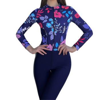 Moterų dviejų dalių maudymosi kostiumėlis su ilgomis rankovėmis ir briefs tipo apatine dalimi, konservatyvaus stiliaus, saulės apsauga, poliesteris, įmontuota krūties pagalvėlė, be plieno atramos