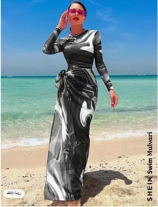 Moterų musulmoniškas maudymosi kostiumėlis su ilgom rankovėm, konservatyvus raštas, trijų dalių komplektas