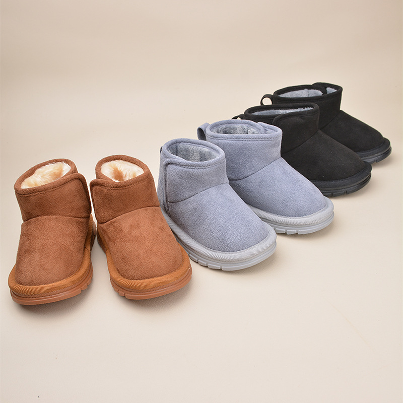 Vaikų žieminiai aulinukai iki kulkšnies su velūro viršutine dalimi, veliūrine vidinė danga, Velcro užsegimas, atspari dėvėjimui padas, 1–12 metų.