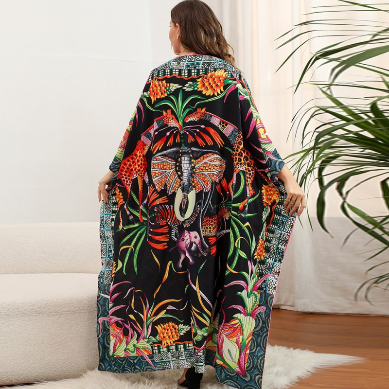 Μακριά φόρεμα με μανίκια τύπου bat, ethnic ρετρό σιλουέτα, ύφασμα πολυεστερικό σατινέ, επένδυση πολυεστερική, βάρος υφάσματος 280 g/m²