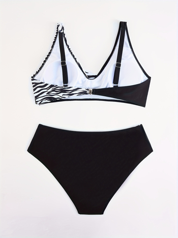 Két részes női bikini szett, párnázott melltartóval, fémes merevítés nélkül, kiváló rugalmasságú anyag; külső anyag: 82% poliészter, 18% spandex; bélés: poliészter; tömeg: 250 g; ujj nélküli felső; alsó rész: briefs