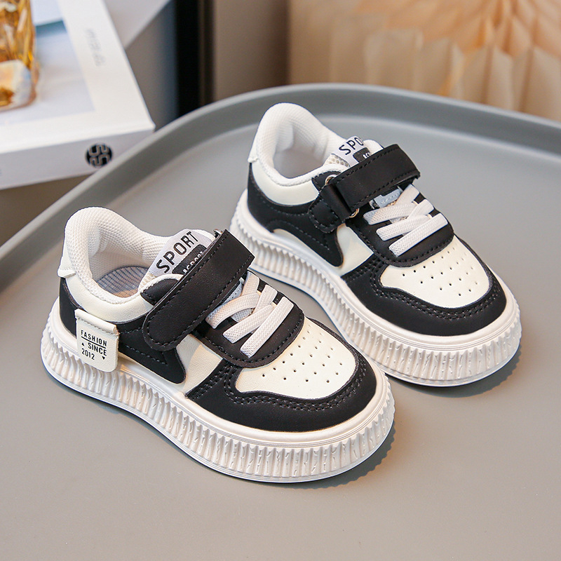 Bērnu sporta apavi ar Velcro aizdari, zemas augšdaļas, gumijas zole, augšdaļa no mākslīgā PU, iekšējā odere no mākslīgās ādas, korejiešu stils, pavasaris un rudens