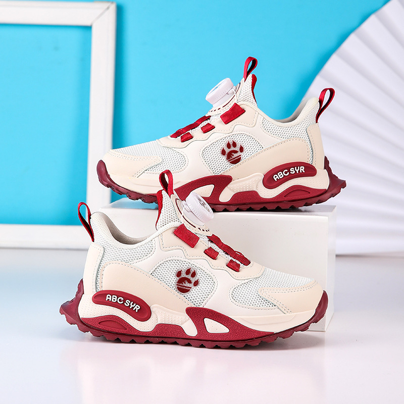 Fiúknak készült futócipő: lélegző hálós felsőrész, mesterséges bőr, EVA talp, forgó gombos zárás, könnyű és ütéscsillapító