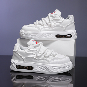 Bērnu sporta kurpes ar sintētisko ādu, bieza zole, priekšējā aizvēršana ar šņorēm, kompozīta zole, tīklveida iekšpuse