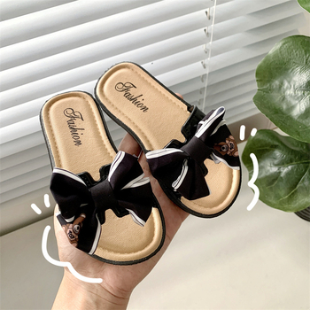 Meitenēm paredzēti karikatūru lāču flip-flopi – PVC augšējā daļa un zole, pretslīdēšana, izturīgi pret nolietošanos, vecuma 4–12 gadi