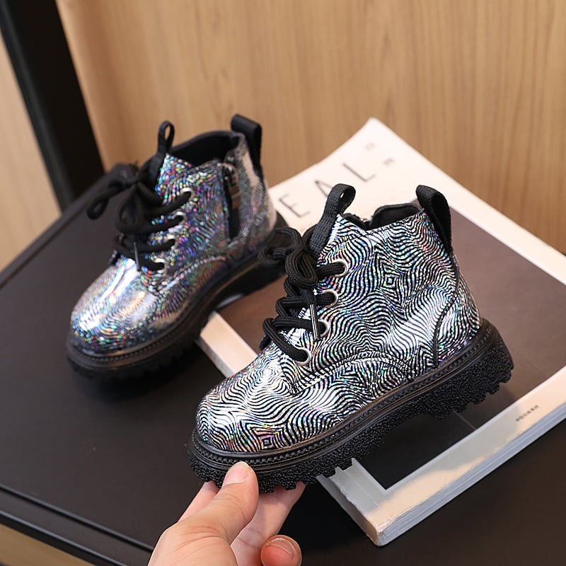 Gyerekeknek szóló Martin csizma lányoknak – felső rész szintetikus bőrből, oldalsó cipzár, alacsony szár, PVC talp, ősz–tavasz