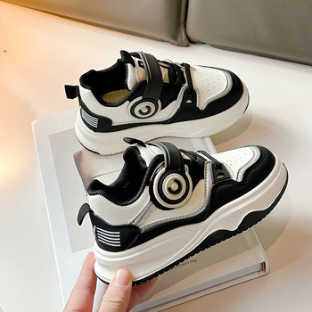 Παιδικά αθλητικά παπούτσια για τρέξιμο, πάνω μέρος από συνθετικό δέρμα, αδιάβροχα, αντιολισθητικά, ανθεκτικά στη φθορά, σόλα PVC, Velcro κούμπωμα, μοτίβο color-block, για ηλικίες 4–12 ετών, για όλες τις εποχές.