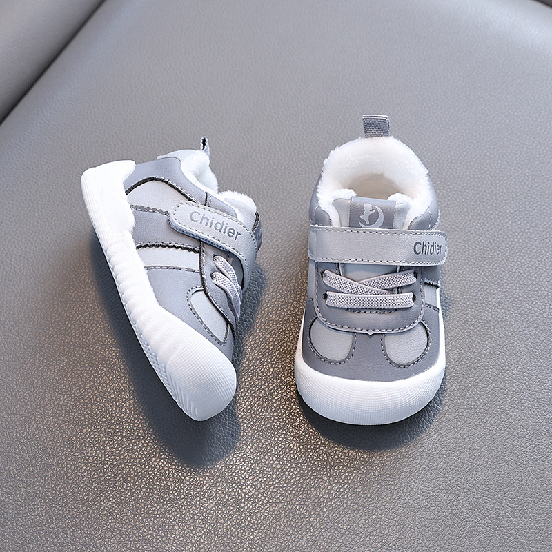 Ziemas apaviņi zīdaiņiem 1–3 gadiem, flīsa iekšējā odere, PU augšdaļa, TPR zole, Velcro aizdare (1–3 gadi; PU; TPR; fleece; Velcro)