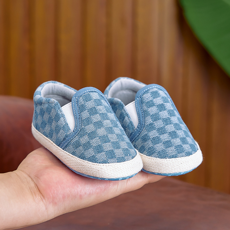Cipele za bebe - mekani potplat, Prozračni gornji dio od pamuka, Protuklizna podloga, Karirani uzorak, Uzrast 12–36 mjeseci