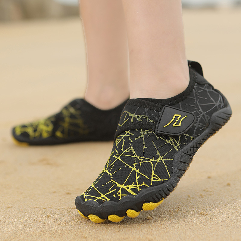 Vaikų lauko vandens bateliai — greitai džiūstanti kvėpuojanti viršutinė dalis, Velcro užsegimas, žemas profilis, unisex, neslidus gumos padas