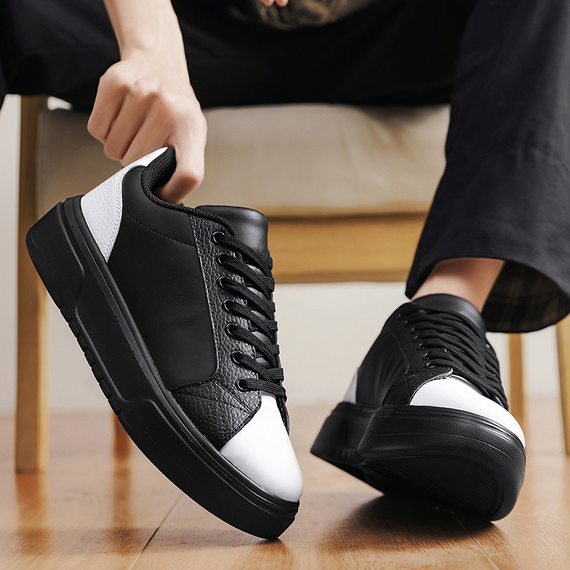 Adidași sport unisex – vârf rotund, siluetă joasă, talpă groasă, închidere cu șireturi